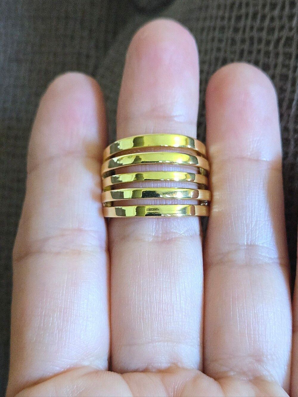 Gold💛 Multi Row Band Ring💍 - NWOT - Picture 11 of 16